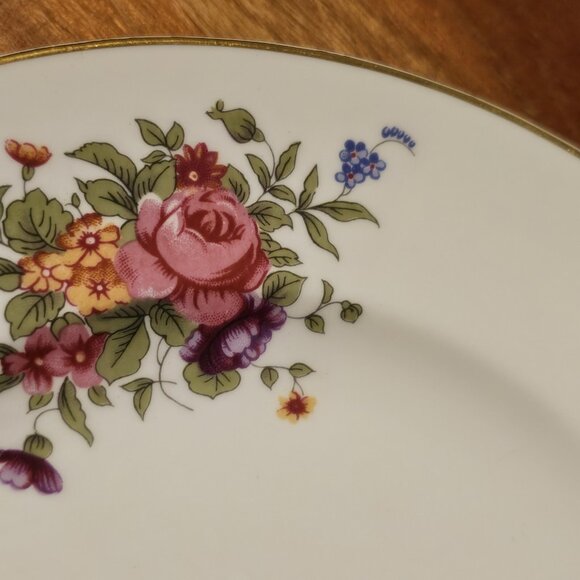 Crown Staffordshire Dresden Spray Salad Plate 8.5" rose floral bouquet - Picture 7 of 12